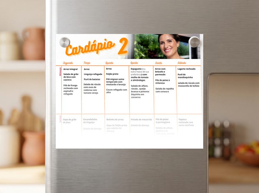 O cardápio da semana impresso e preso na porta da geladeira, com almoço e jantar de segunda a sábado